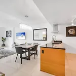 38Th Floor W Residence With Amenities