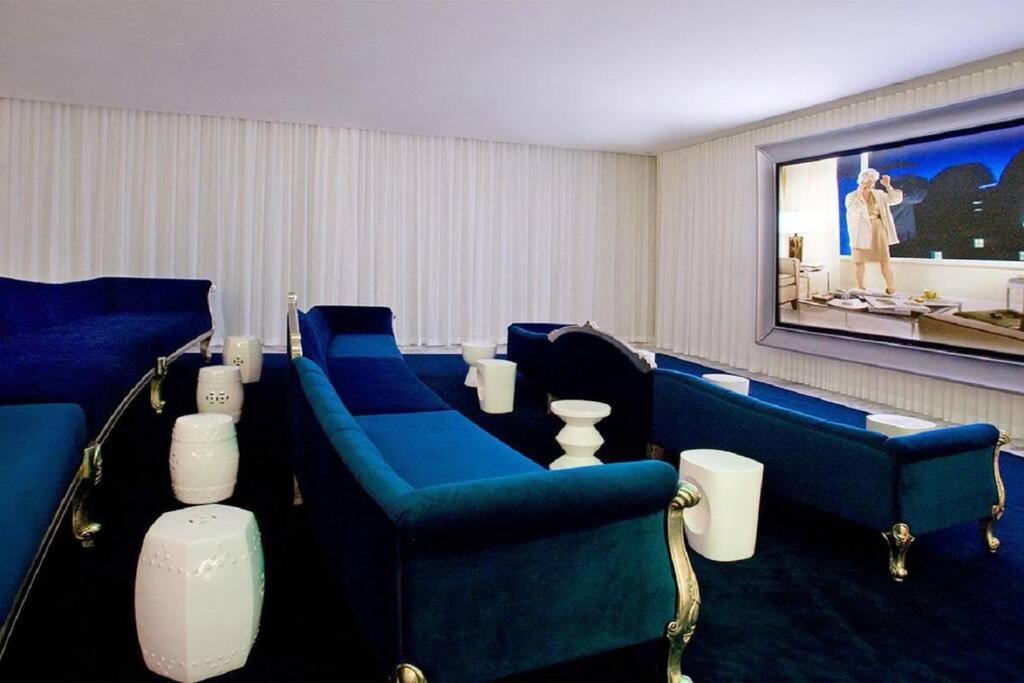 38th Floor W With Amenities