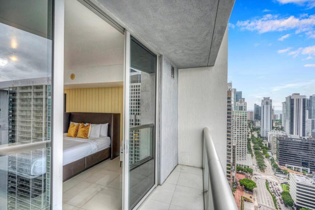 38th Floor W With Amenities Appartamento *