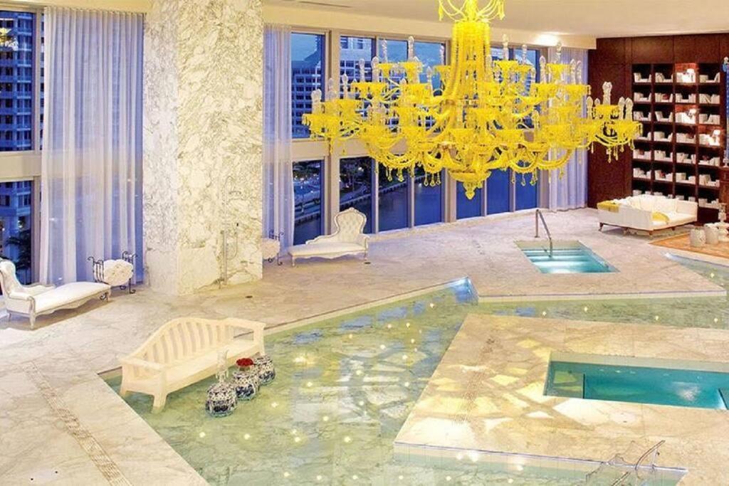 38th Floor W With Amenities * Miami